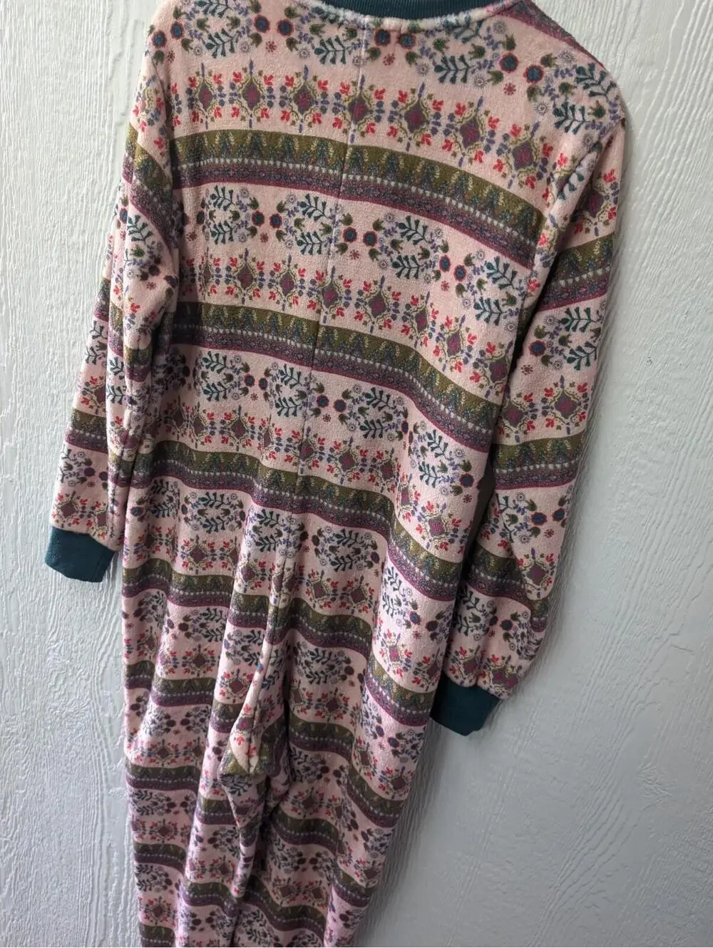 Natural Life One Piece Fleece Blanket Jumpsuit Pajamas Fair Isle Floral Medium